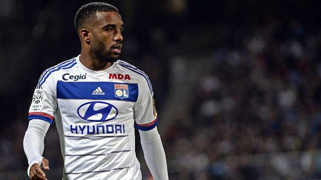 OL : Aulas propose le jackpot à Lacazette