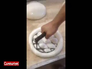 İşte Ramazan pidesinin yapılışı