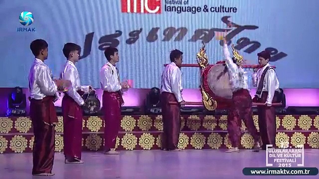 2 Thai dansı 13.Türkçe Olimpiyatı Şarkı finali 2015 Tayland
