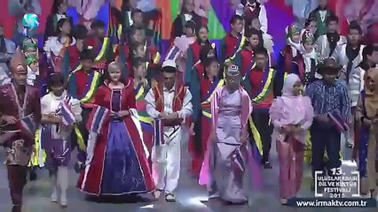 8 Tayvandlıların yorumu 13.Türkçe Olimpiyatı Şarkı finali 2015 Tayland