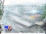 Rain brings Mumbai to a halt, leave train services paralysed, flights delayed - Tv9 Gujarati