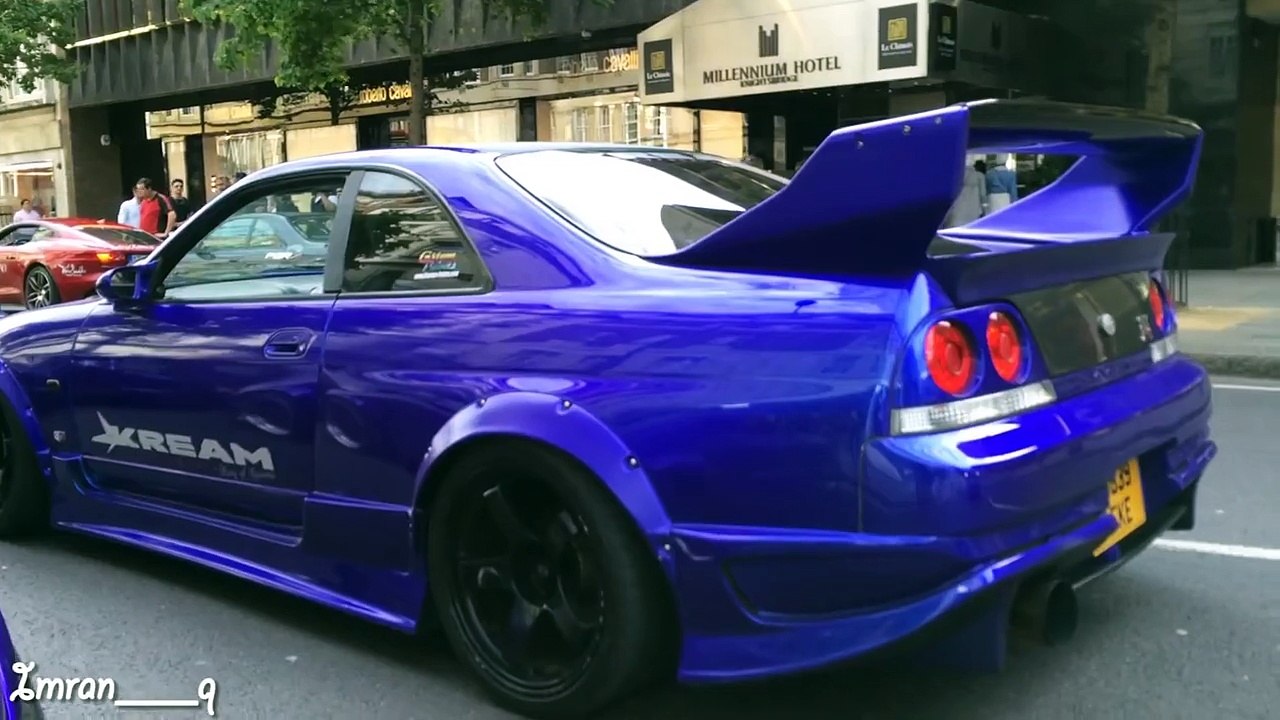 Nissan Skyline R33 GTR X2 Shooting Flames and MASSIVE BURNOUT GUMBALL 300 LONDON