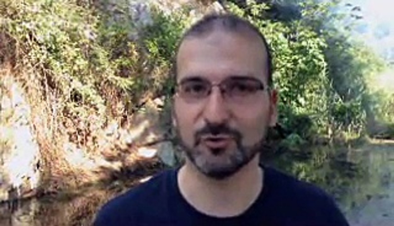 Καθάρισαν και "αποκάλυψαν" το νησί των Πηγών των Χαρίτων