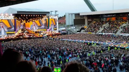 #OTRADenmark @onedirection 16.06.15 What Makes You Beautiful