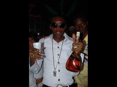 Vybz Kartel - Roll Up (Hard Influence Riddim)