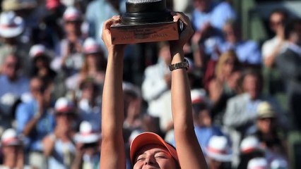 HEAD TOUR TV Interview- 2014 French Open Champion Maria Sharapova