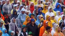 Pope's Manila Mass draws record crowd of 6-7 million, Vatican says