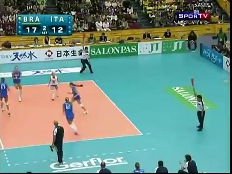 Mundial feminino de vôlei 2010 Brasil vs Itália 2 SET