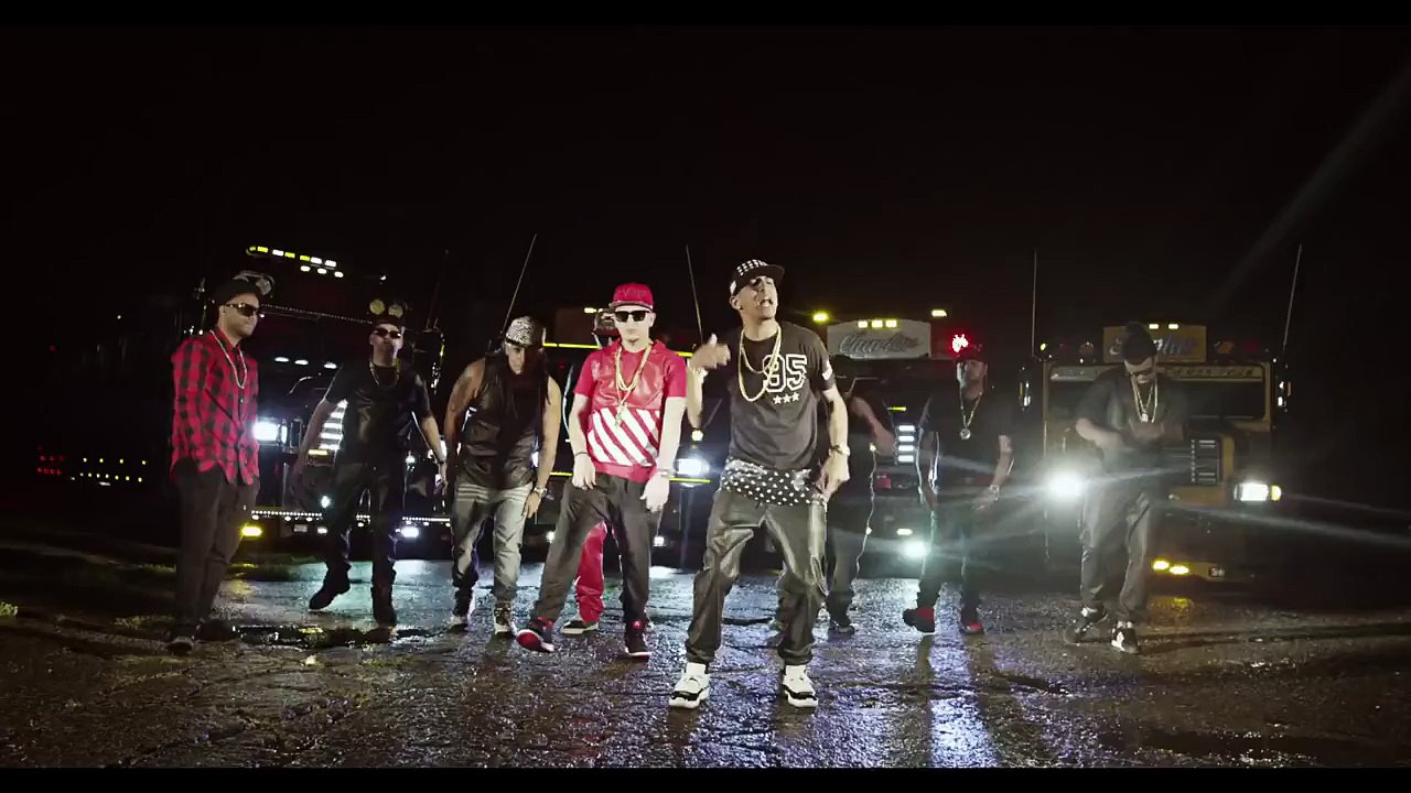 Tirense - J King y Maximan Ft. Tempo, Sica, Randy, Guelo Star, D. Ozi, Genio, Pusho, Polakan