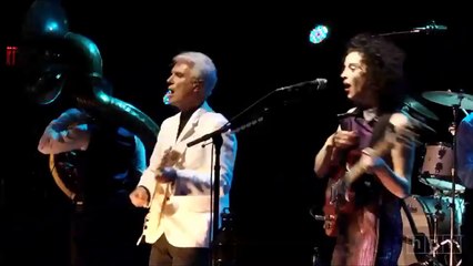 David Byrne - St. Vincent - Strange Overtones
