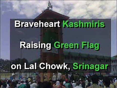 Brave Kashmiri Muslim Brothers hoisting Pakistani flag at Lal Chowk, SriNagar