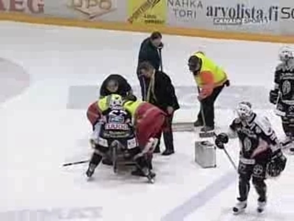 Finnish hockey - Porthen hits Hassinen