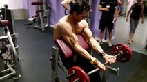 Incredibly shredded Biceps,Light Biceps Set and Flexing