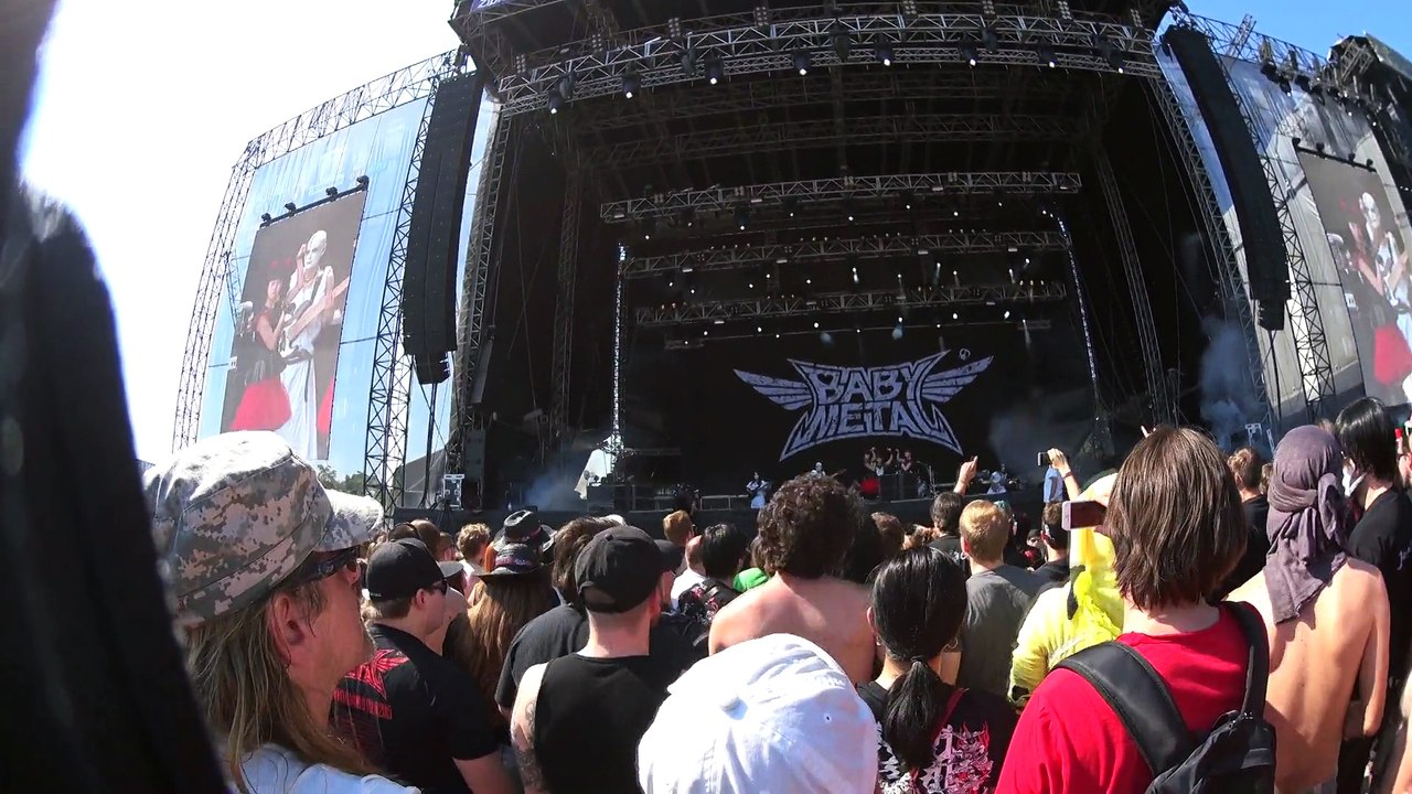 Vielen Dank,Wean! 06Juni2015 BM at ROCK IN VIENNA(HD) 2of7  Megitsune