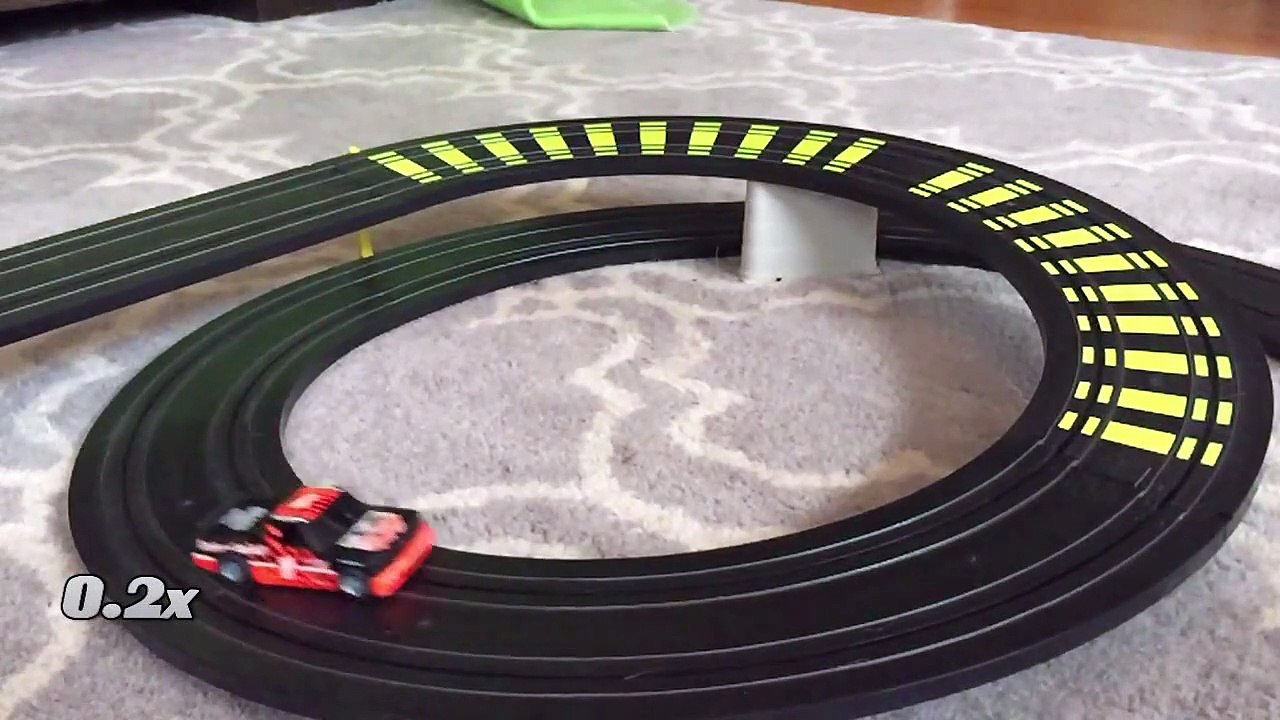 Drifting HO slot cars in slow motion (HQ)