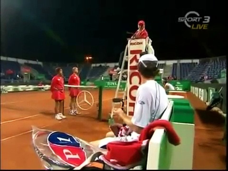 Andy Murray vs Juan Martin Del Potro Argument Fight. Juan talking to Andy about Judy Murray!