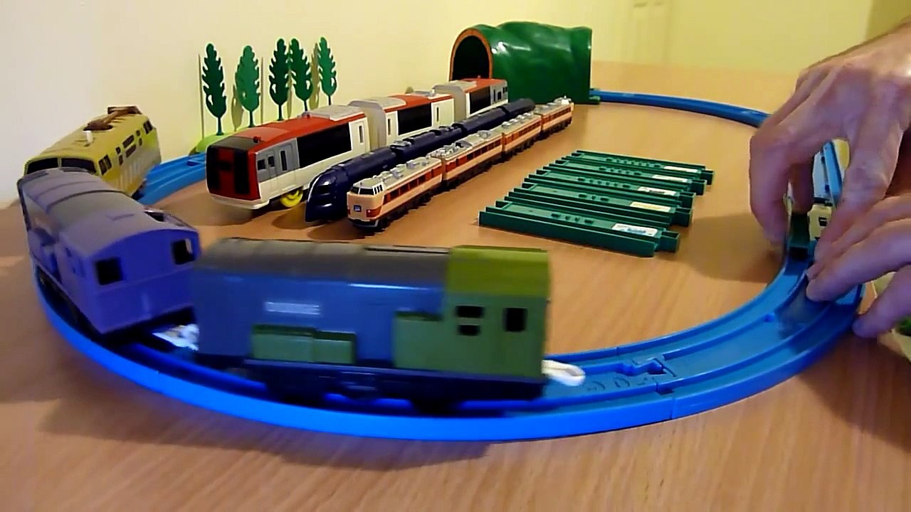 Tomy Talking Diesel 10 Towing Splatter & Dodge - Japanese, Very Rare and Hard to Find