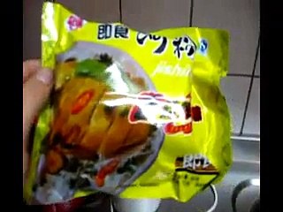 De cena fideos chinos