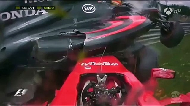 Grand Prix Crash Austria Kimi Raikkonen lors du Grand
