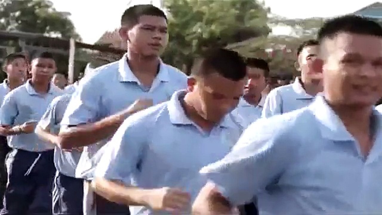 Khem VCD New Song 2015 ទឹកភ្នែកក្មេងពាល   ខេម