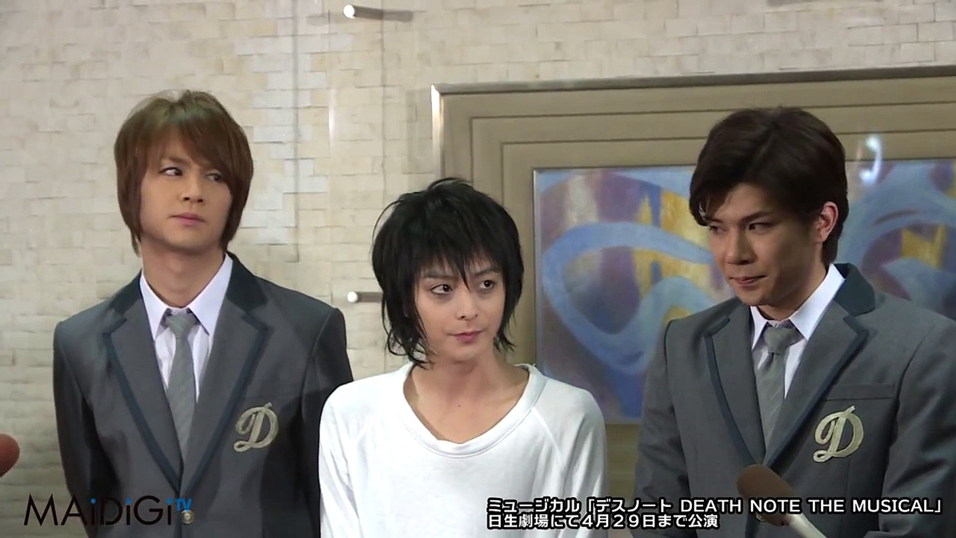 小池徹平 デスノート の L 姿を披露 ミュージカル デスノート Death Note The Musical 会見1 Video Dailymotion
