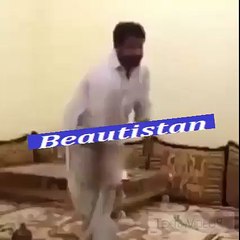 watch this funny dance by pathan hahahahaha.