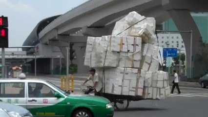 Worst Overloaded Cars and Bikes [Top 10 ]