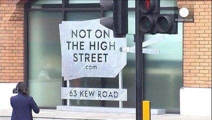 Λονδίνο: Λαθρεπιβάτης έπεσε από αεροπλάνο και σκοτώθηκε