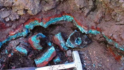 Rockhounding for chrysocolla in the Arizona desert