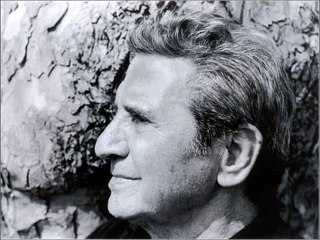 Gilbert Becaud - Si, Si, Si, La Vie Est Belle