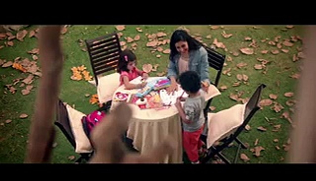 Mira Sethi daughter of Najam Sethi in new Ads of Zong watch video