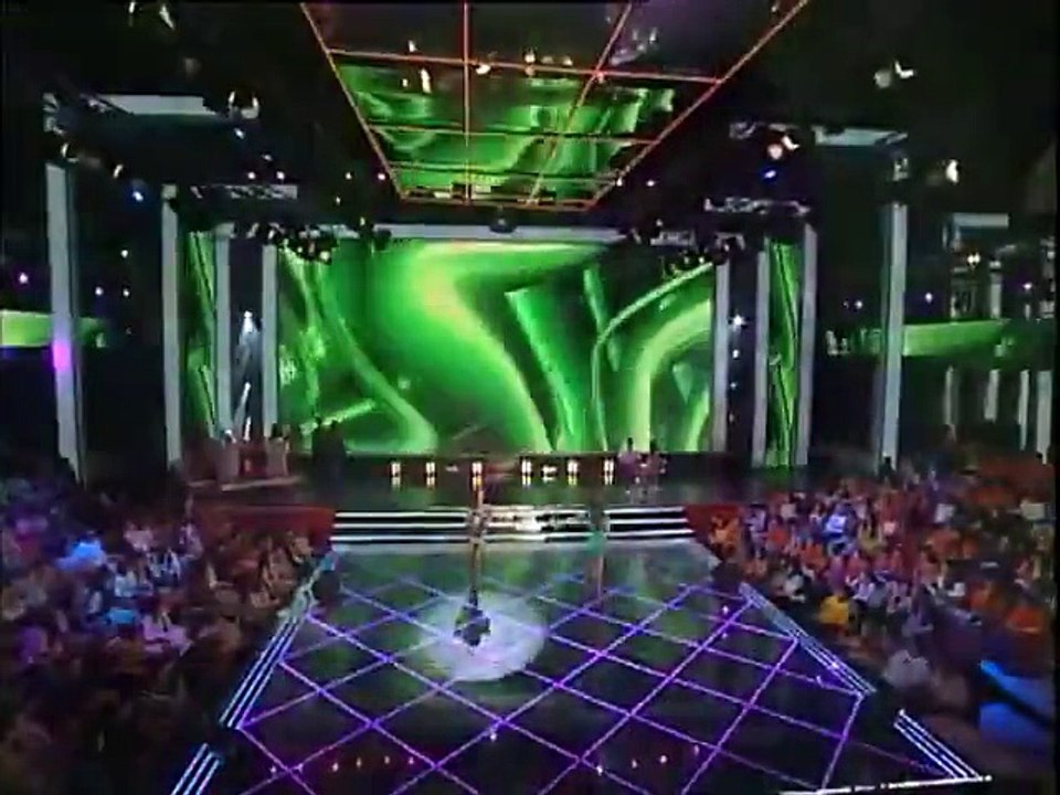 Milica Pavlovic i Jadranka Barjaktarovic - Laka - Zvezde Granda - (TV Pink 2012)