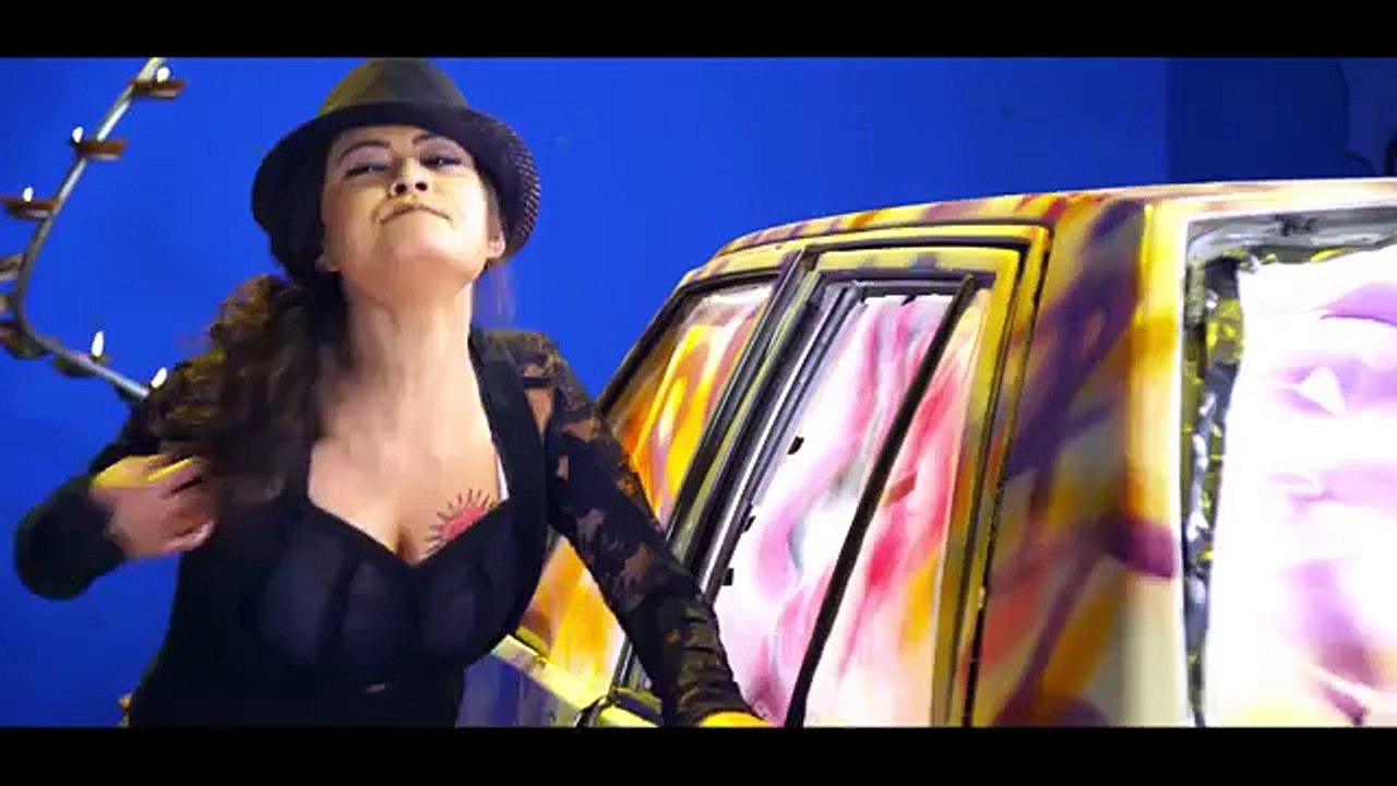 Ek Boli Ek Kaam _ Sushma Karki _ Rajneeti _ Nepali Movie Hot Item Song