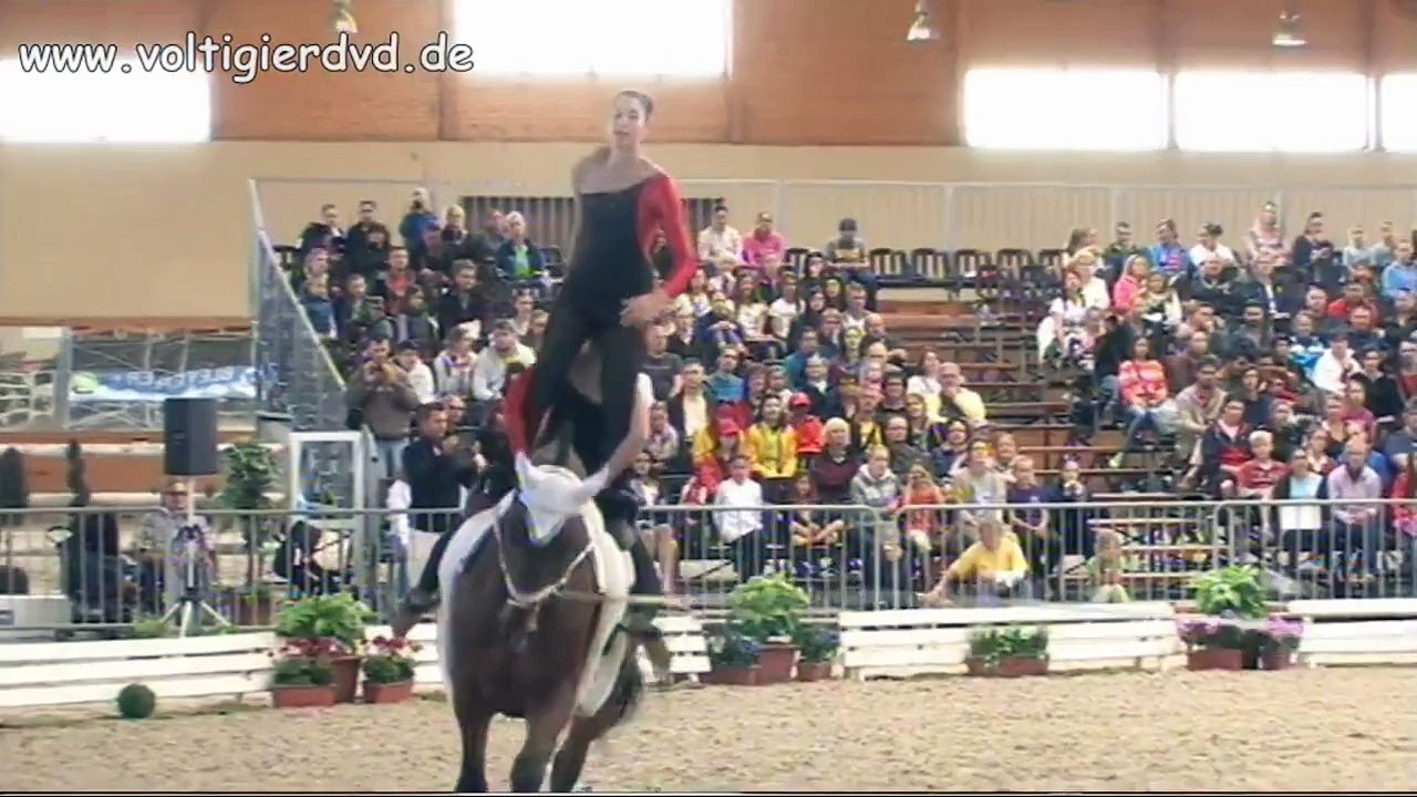 Aukan da clase de tango en Eslovaquia!!