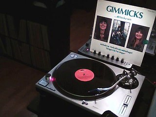 Gimmicks - Just sån't får en att bli sur
