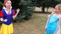 Snow White vs Elsa! Rap battle mini style!