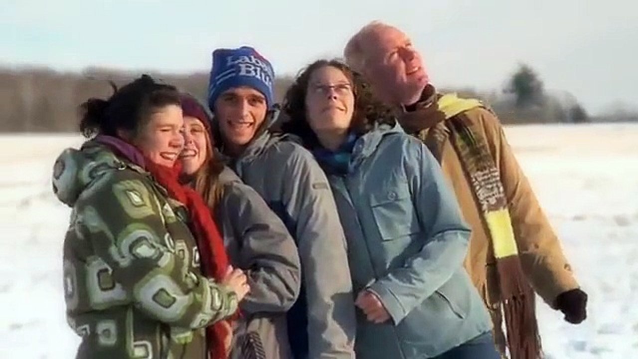 Clip: "Tant qu'on aura de l'amour" des Cowboys Fringants version "Portraits"