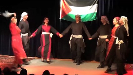 الدبكة الفلسطينية نوع آخر من مقاومة إسرائيل