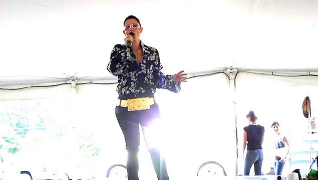 Jacqueline Feilich sings 'You'll Never Walk Alone' Elvis Week 2009