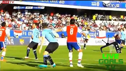 Lucas Barrios Gets injured | Uruguay 1-1 Paraguay