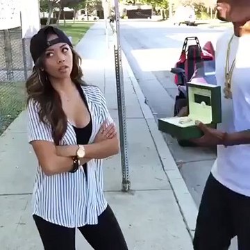 Dudes in your girls friend zone waiting for u to slip?syndication=228326