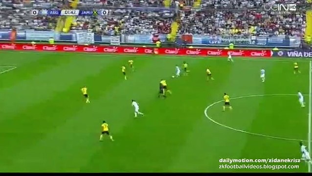 Higuain chance - Argentina v. Jamaica 20.06.2015