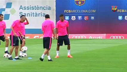 AWESOME Messi / Neymar / Mascherano - Basketball