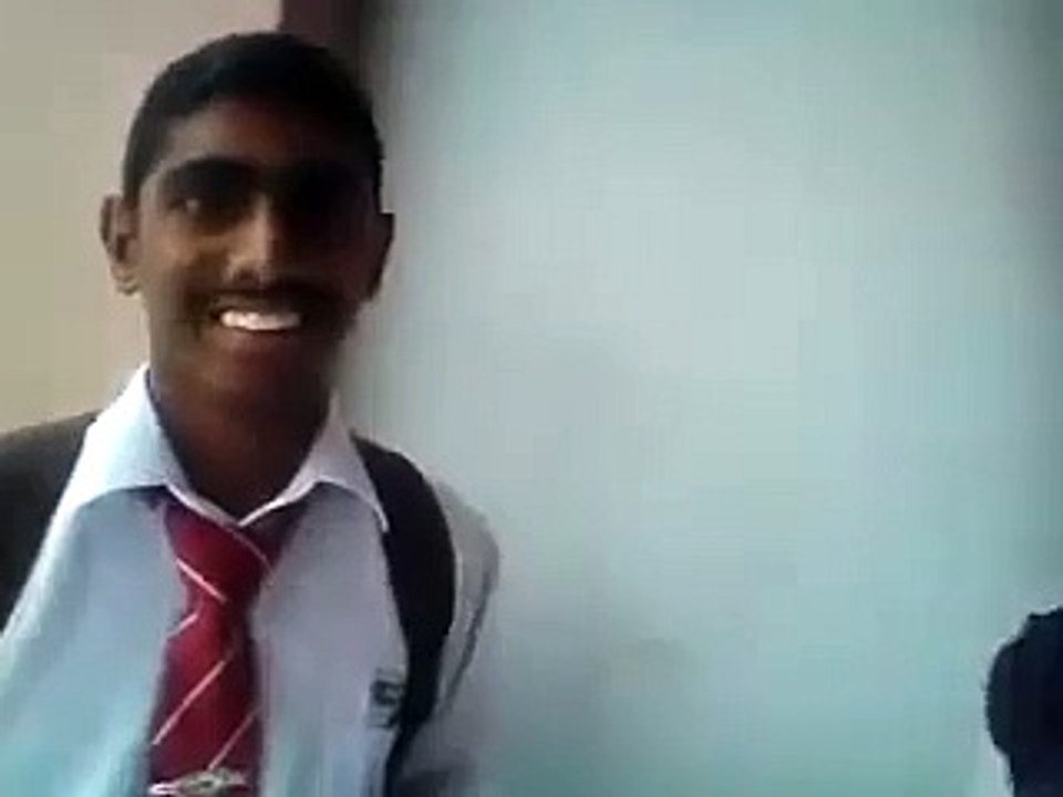 Hindraf :Malaysian Indian student get bullied as 'Keling Babi'!