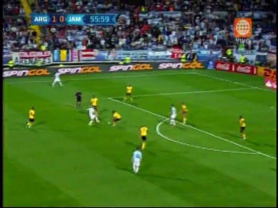 Lionel Messi pudo anotar golazo a Jamaica, pero golero lo evitó (VIDEO)