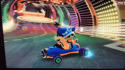 What happenes when you throw a blue shell in first place? (Mario Kart 8)