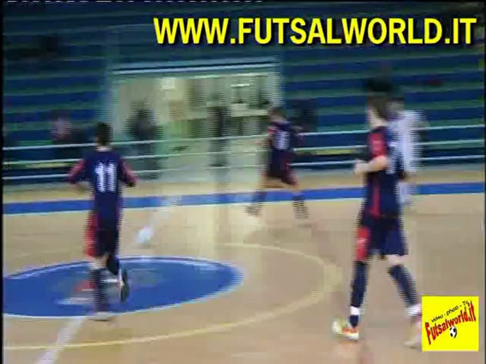 gol del portiere . . .  calcio a 5 /  futsal