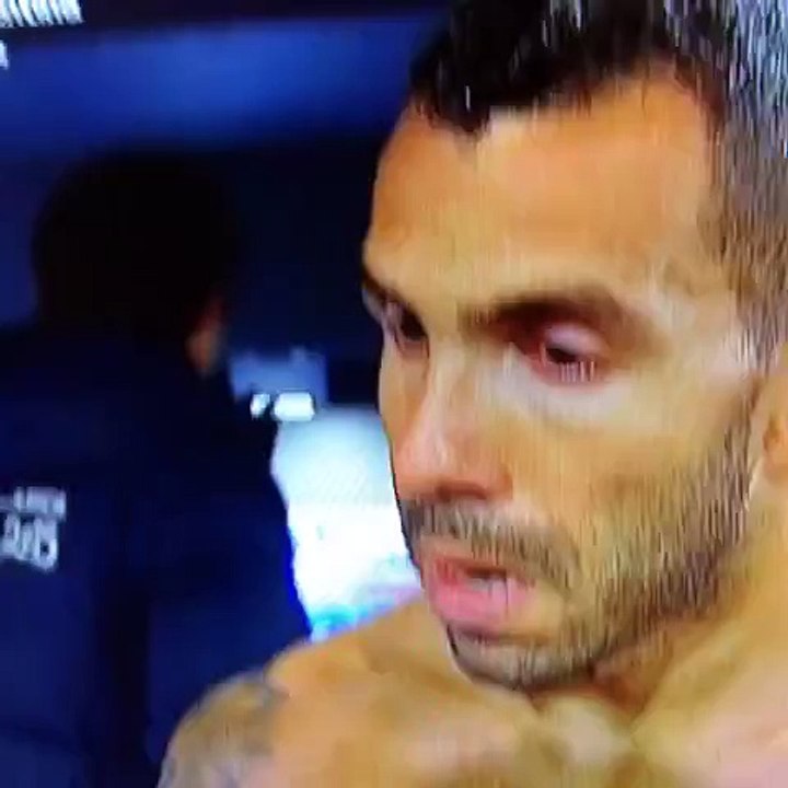 Carlos Tevez reaccionó así cuando le preguntaron si regresaba a Boca Juniors