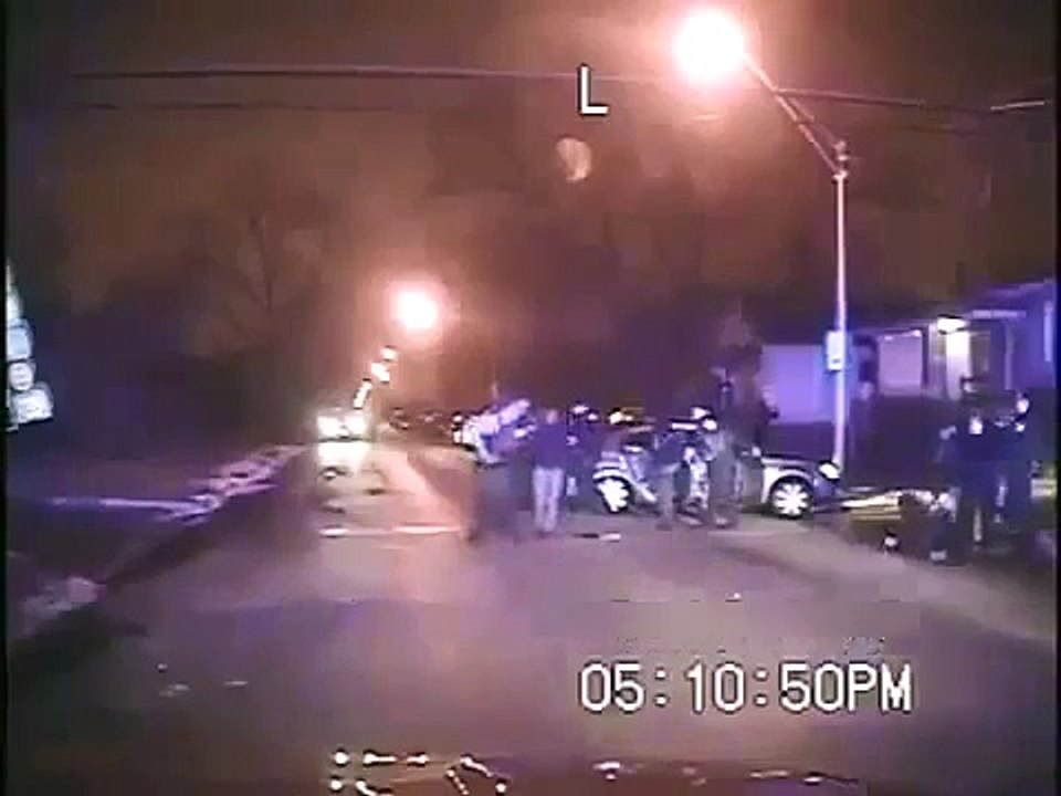 Chicago Police Shoots Up Car Full of Black Teens Multiple Times FULL RAW VIDEO