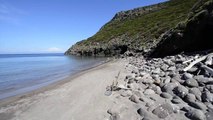 Isola di Capraia. Cala della Mortola. La spiaggia